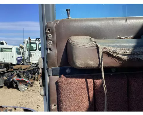 International 9400 Door Interior Panel