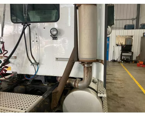 International 9400 Exhaust Assembly