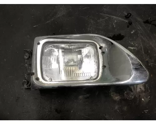 International 9400 Headlamp Assembly