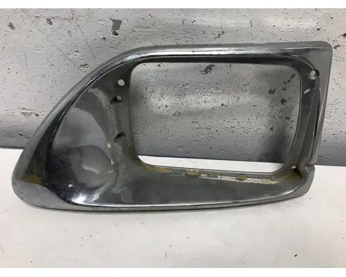 International 9400 Headlamp DoorBezel