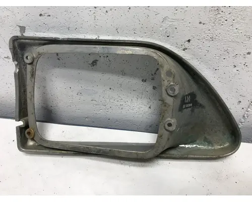 International 9400 Headlamp DoorBezel