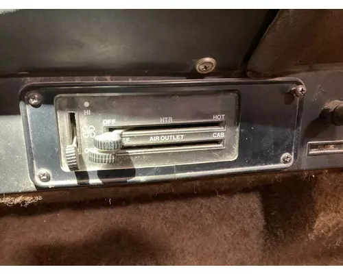 International 9400 Heater & AC Temperature Control