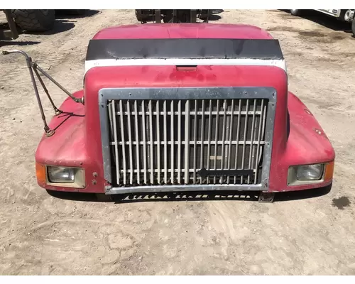 International 9400 Hood