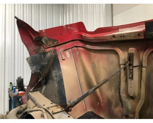 International 9400 Hood