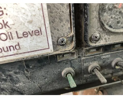 International 9400 Instrument Cluster