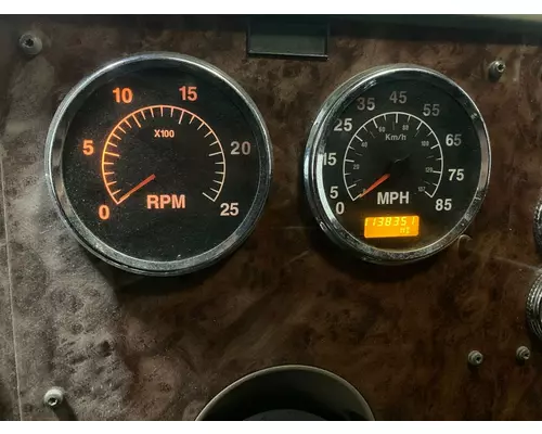 International 9400 Instrument Cluster