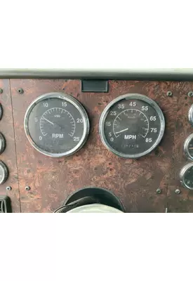 International 9400 Instrument Cluster