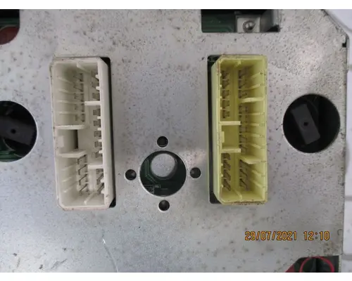 International 9400 Instrument Cluster