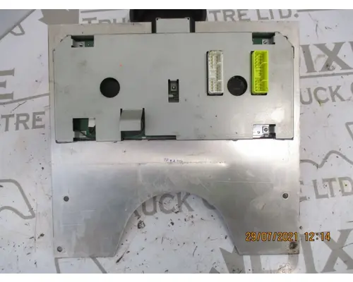 International 9400 Instrument Cluster