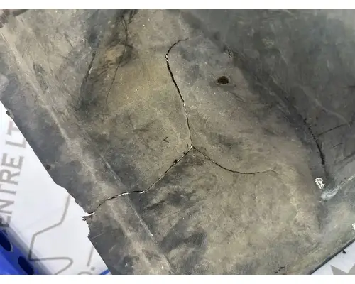 International 9400 Radiator Shroud