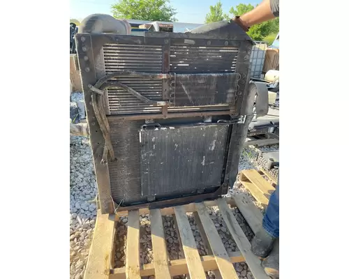 International 9400 Radiator