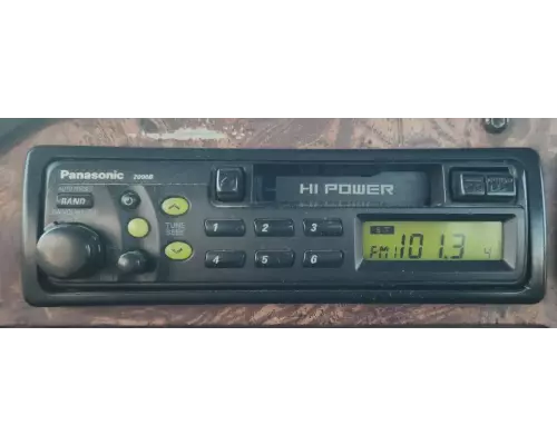 International 9400 Radio