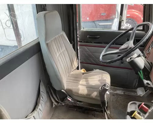 International 9400 Seat (Air Ride Seat)