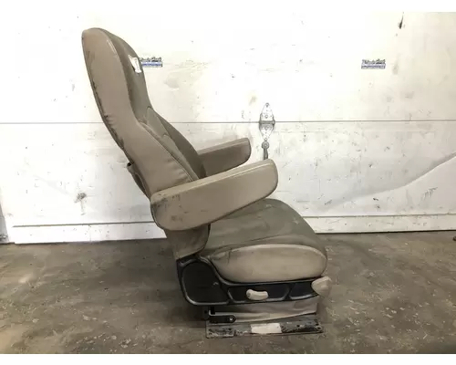 International 9400 Seat (Air Ride Seat)