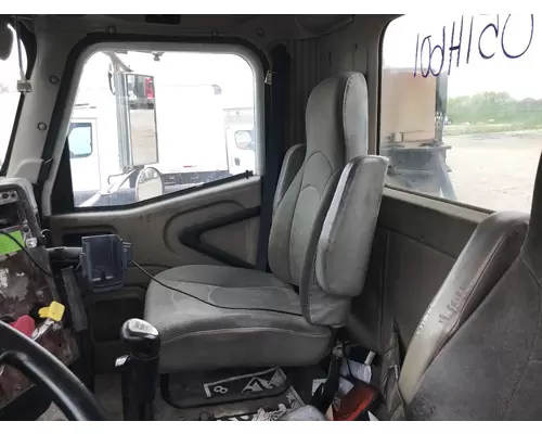 Seat, Front International 9400 Vander Haags Inc Dm