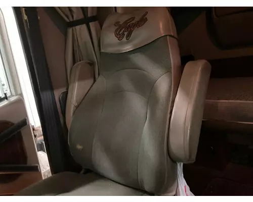 International 9400 Seat (non-Suspension)