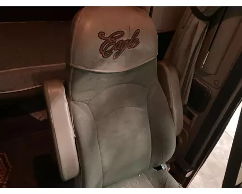 International 9400 Seat (non-Suspension)
