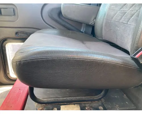 International 9400 Seat (non-Suspension)