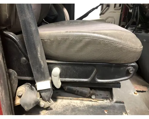 International 9400 Seat (non-Suspension)