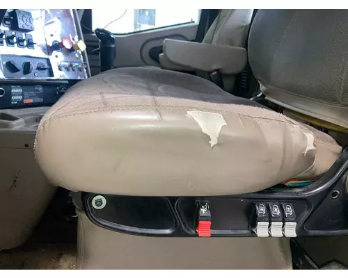 International 9400 Seat (non-Suspension)