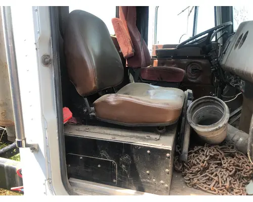 Seat, Front International 9400 Vander Haags Inc Sp