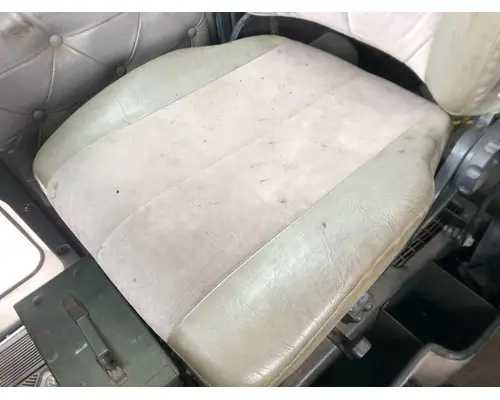 Seat, Front International 9400 Vander Haags Inc Kc