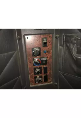 International 9400 Sleeper Controls