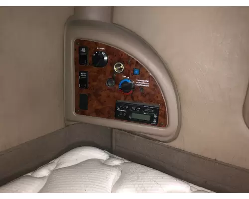 International 9400 Sleeper Controls