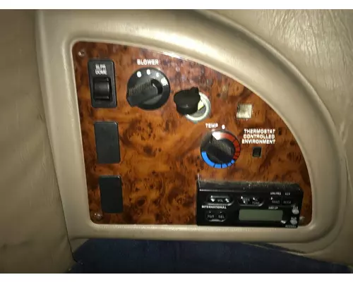 International 9400 Sleeper Controls