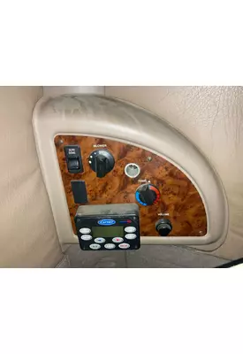 International 9400 Sleeper Controls