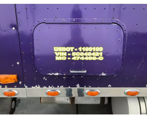 International 9400 Sleeper Door