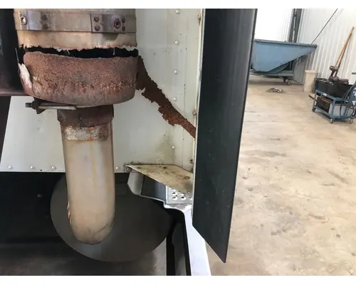 International 9400 Sleeper Fairing