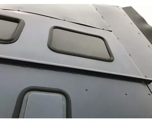 International 9400 Sleeper Window