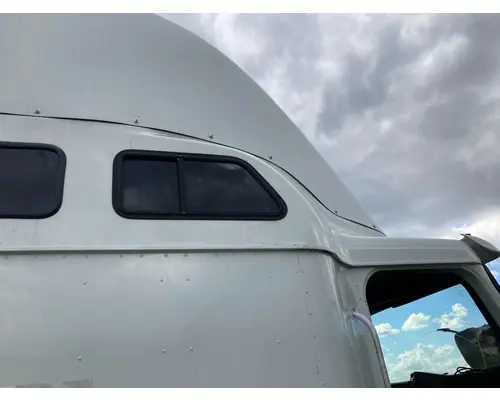 International 9400 Sleeper Window