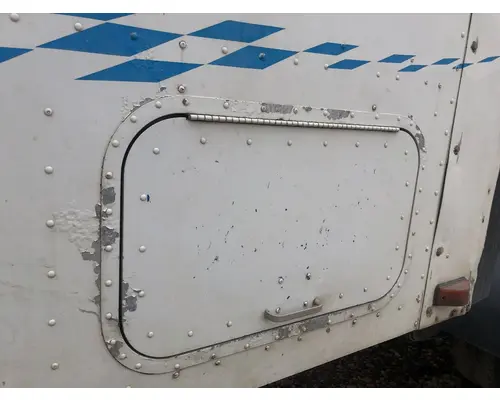 International 9400 Sleeper