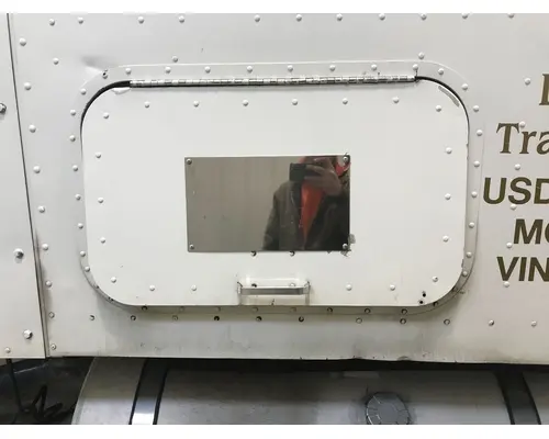 International 9400 Sleeper