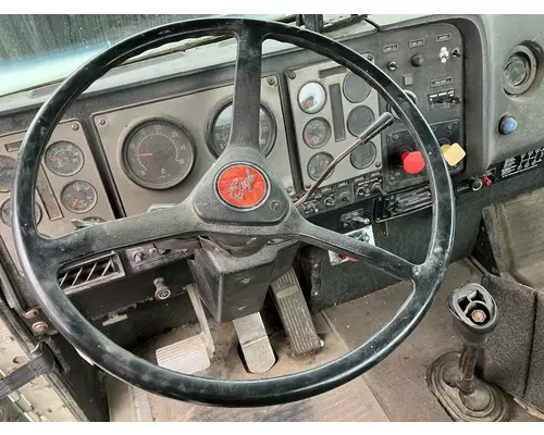 International 9400 Steering Column