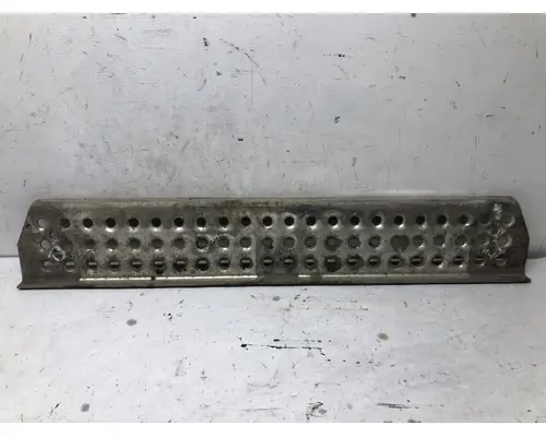 International 9400 Step (Fuel Tank, Fairing