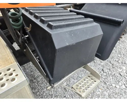 Battery Box INTERNATIONAL 9400I Custom Truck One Source