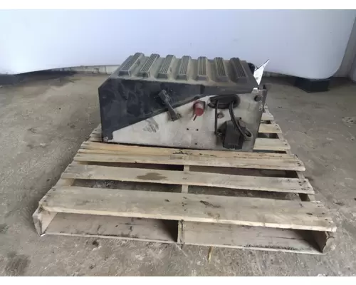 Battery Box INTERNATIONAL 9400I LKQ Western Truck Parts