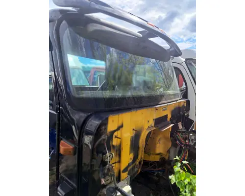 Cab INTERNATIONAL 9400I Truck Salvage International Inc