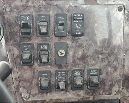 Dash / Console Switch INTERNATIONAL 9400I Custom Truck One Source