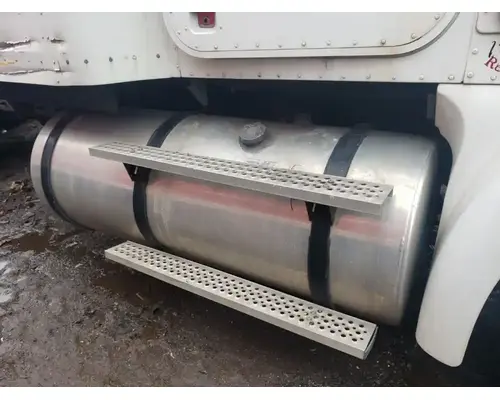 Fuel Tank International 9400I Casey's Truck Salvage World