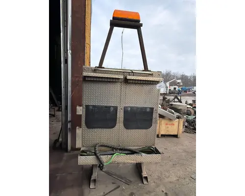 Headache Rack INTERNATIONAL 9400I Truck Salvage International Inc