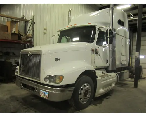 Hood INTERNATIONAL 9400I Lund Truck Parts