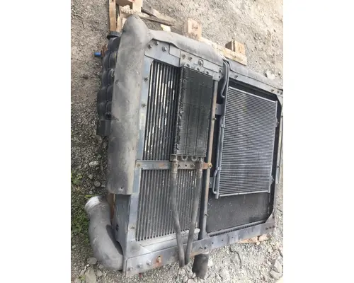 Radiator INTERNATIONAL 9400I Payless Truck Parts