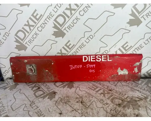 Rocker Panel Moulding INTERNATIONAL 9400I Dixie Truck Centre