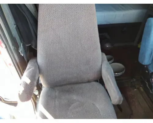 Seat, Front INTERNATIONAL 9400I LKQ Thompson Motors - Wykoff