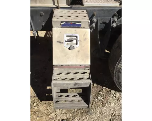 Tool Box INTERNATIONAL 9400I LKQ Evans Heavy Truck Parts