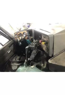 International 9670 Dash Assembly